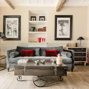 Apartment Paradise In Campo Dei Fiori-navona Square Few Steps From Vatican, Rome